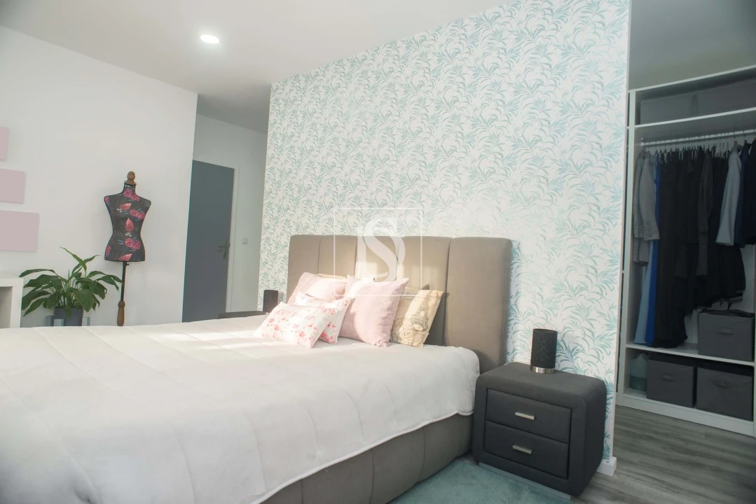 Moradia T3 para Venda em Madalena Foto 16