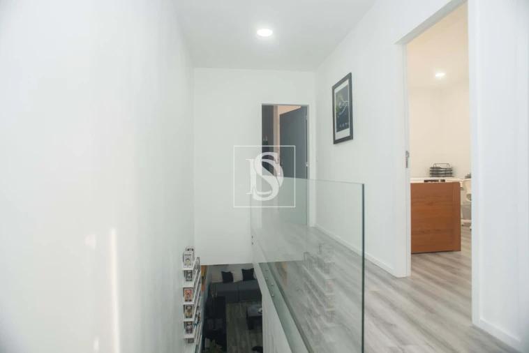 Moradia T3 para Venda em Madalena Foto 35