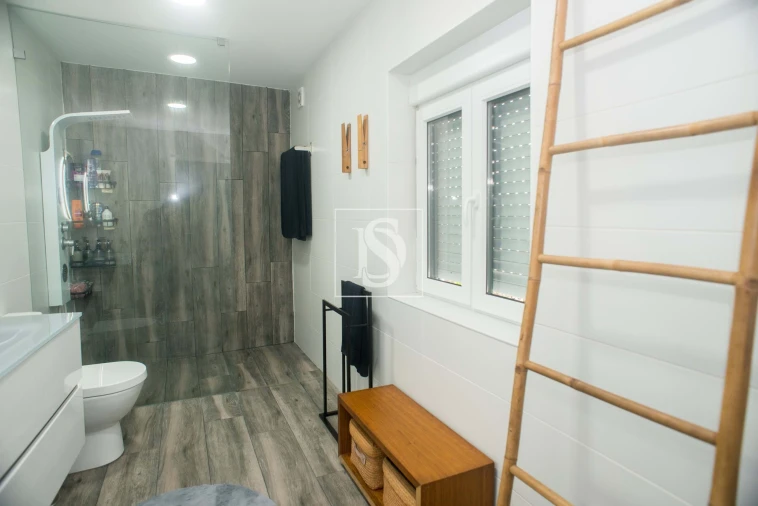 Moradia T3 para Venda em Madalena Foto 26