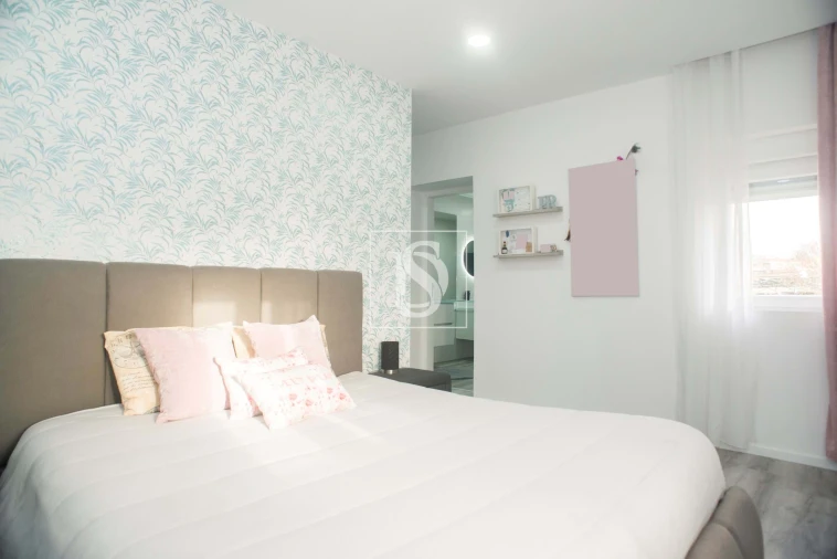 Moradia T3 para Venda em Madalena Foto 4