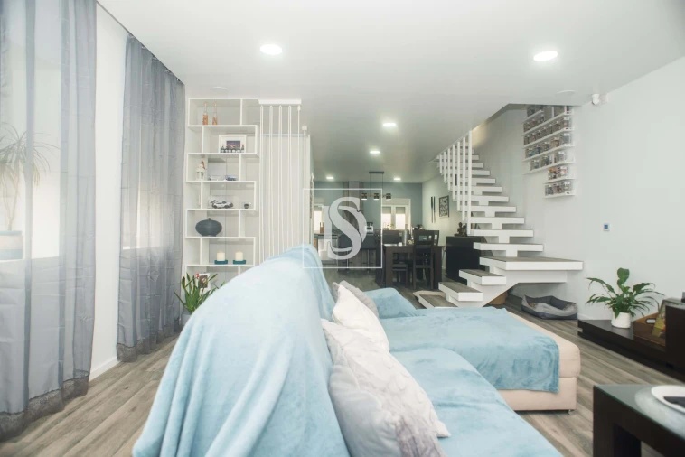 Moradia T3 para Venda em Madalena Foto 50