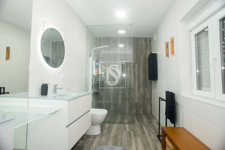 Moradia T3 para Venda em Madalena Foto 23