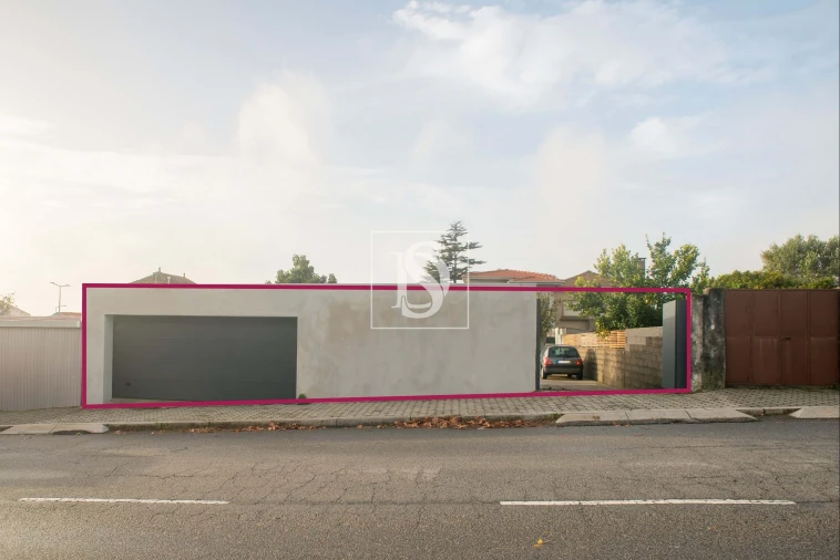 Moradia T3 para Venda em Madalena Foto 70