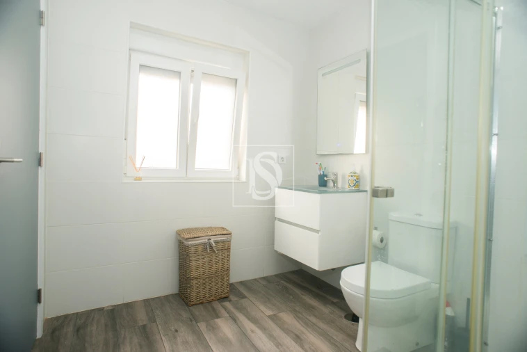 Moradia T3 para Venda em Madalena Foto 7