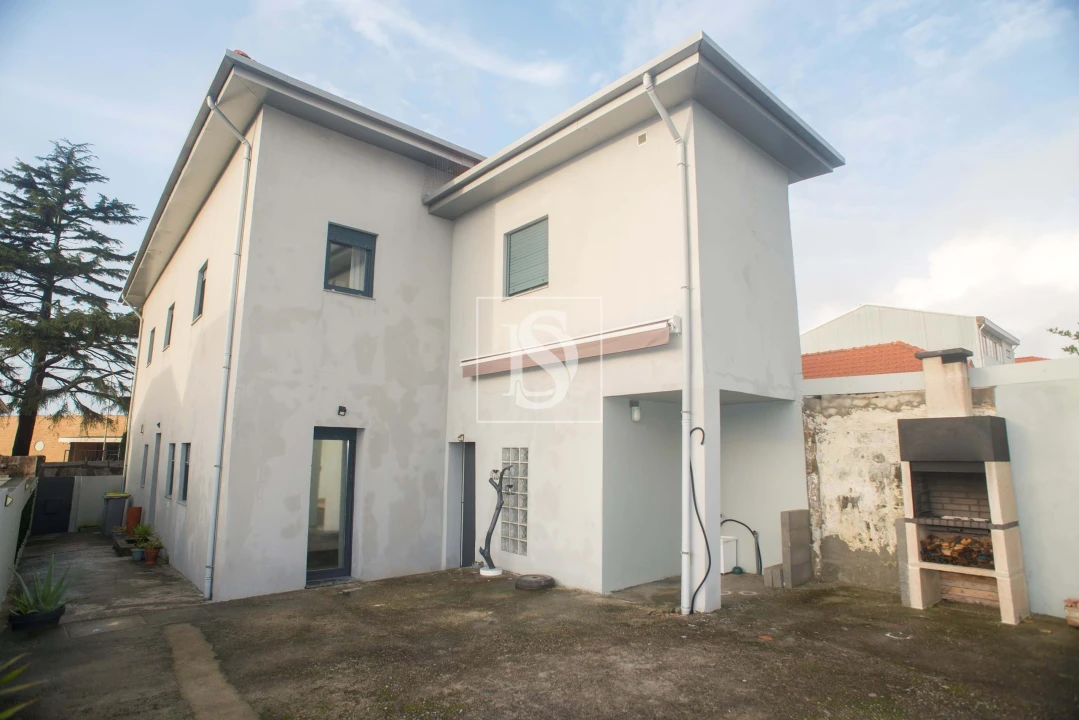 Moradia T3 para Venda em Madalena Foto 73