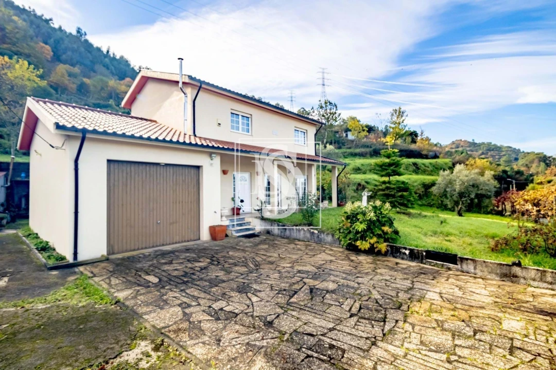 Moradia T4 para Venda em Gondar Foto 29