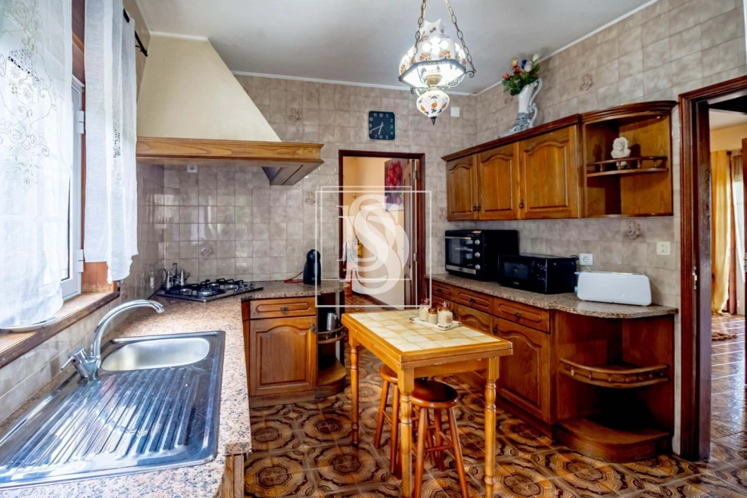 Moradia T4 para Venda em Gondar Foto 14