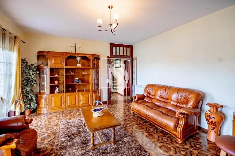 Moradia T4 para Venda em Gondar Foto 9