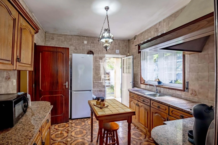 Moradia T4 para Venda em Gondar Foto 12