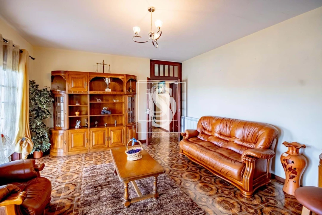 Moradia T4 para Venda em Gondar Foto 11