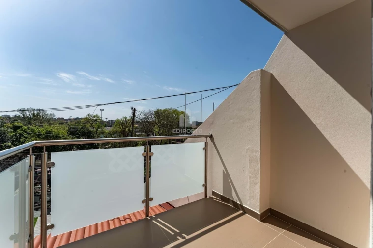 Moradia T3 para Arrendamento em Paranhos Foto 18