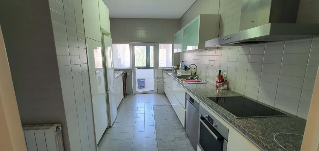 Apartamento T4 para Venda em Santa Marinha e São Pedro da Afurada Foto 8