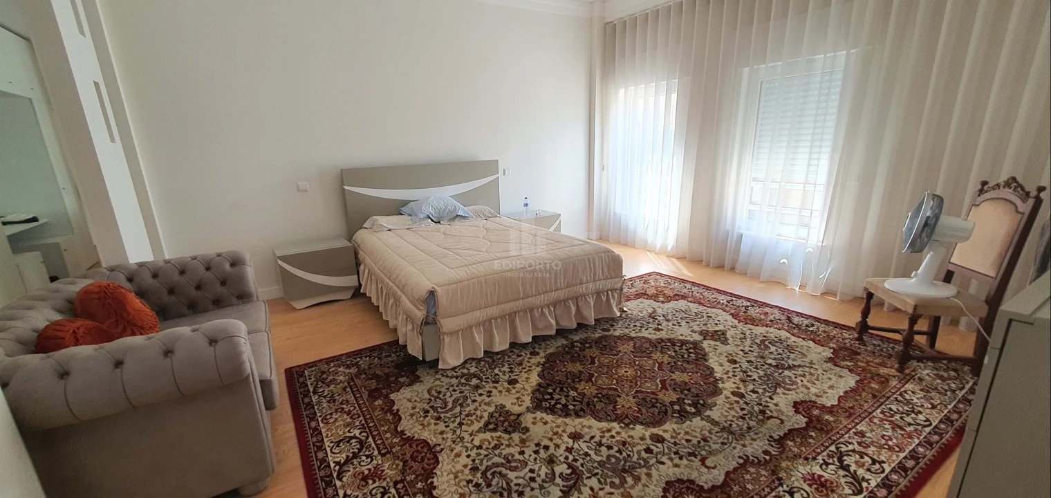 Apartamento T4 para Venda em Santa Marinha e São Pedro da Afurada Foto 13