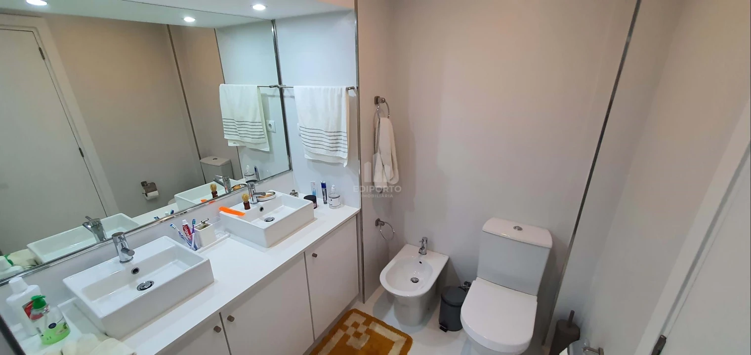 Apartamento T4 para Venda em Santa Marinha e São Pedro da Afurada Foto 23