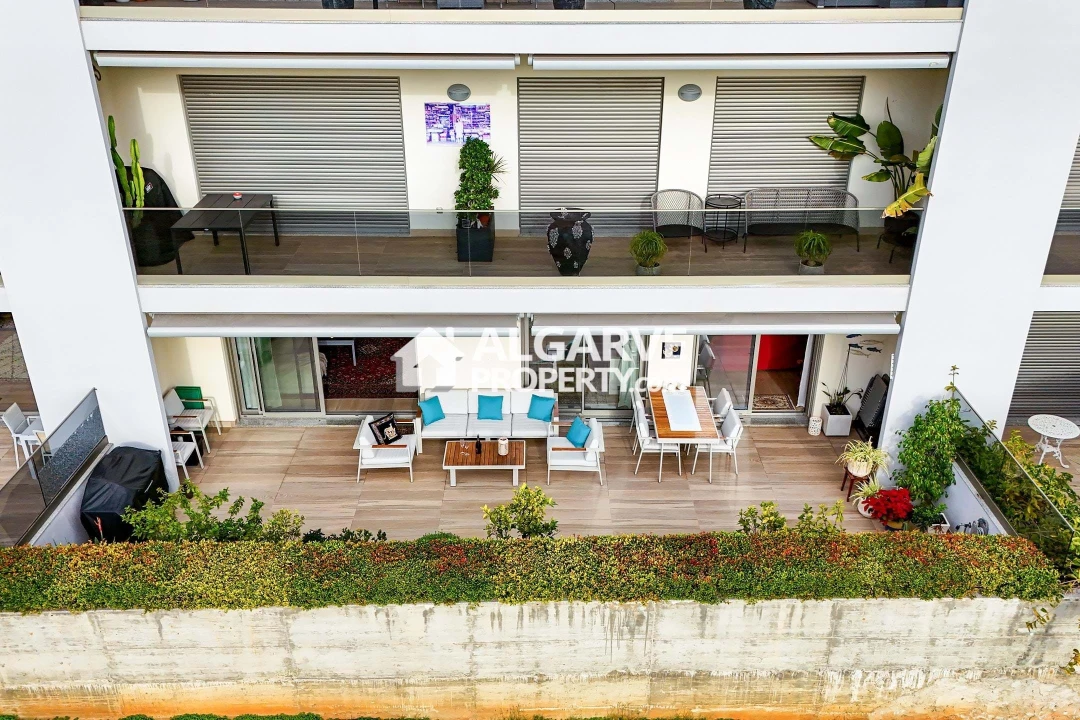 Apartamento T2 para Venda em Quarteira Foto 8