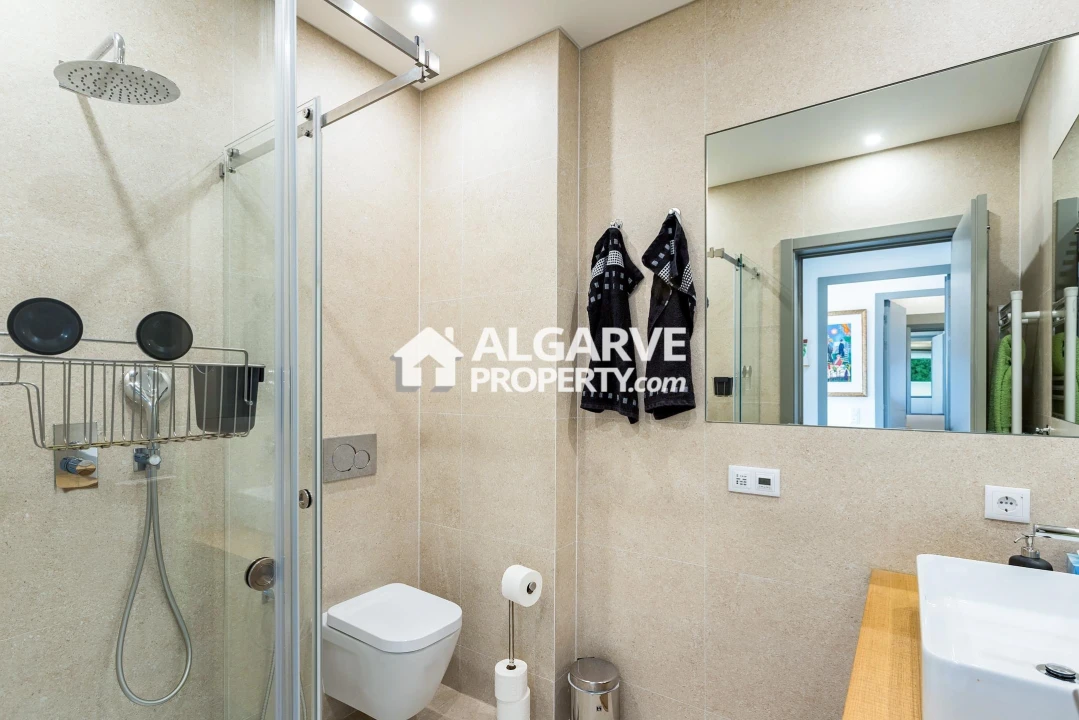 Apartamento T2 para Venda em Quarteira Foto 27