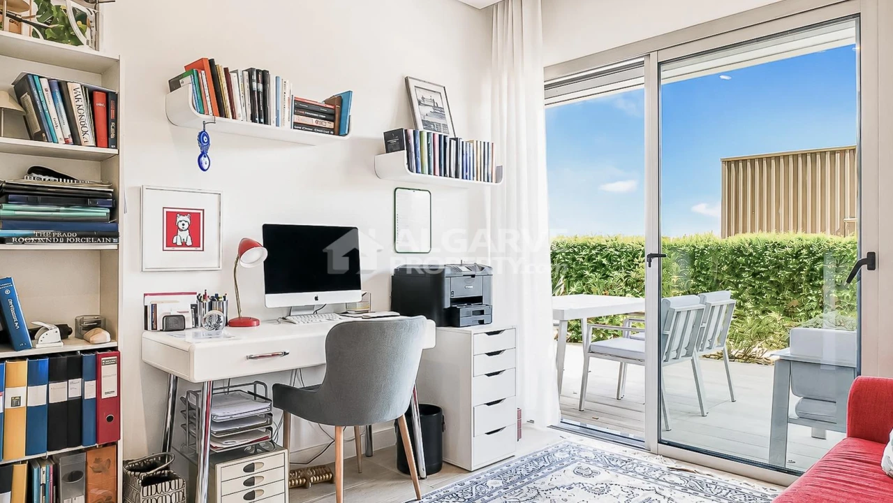 Apartamento T2 para Venda em Quarteira Foto 18