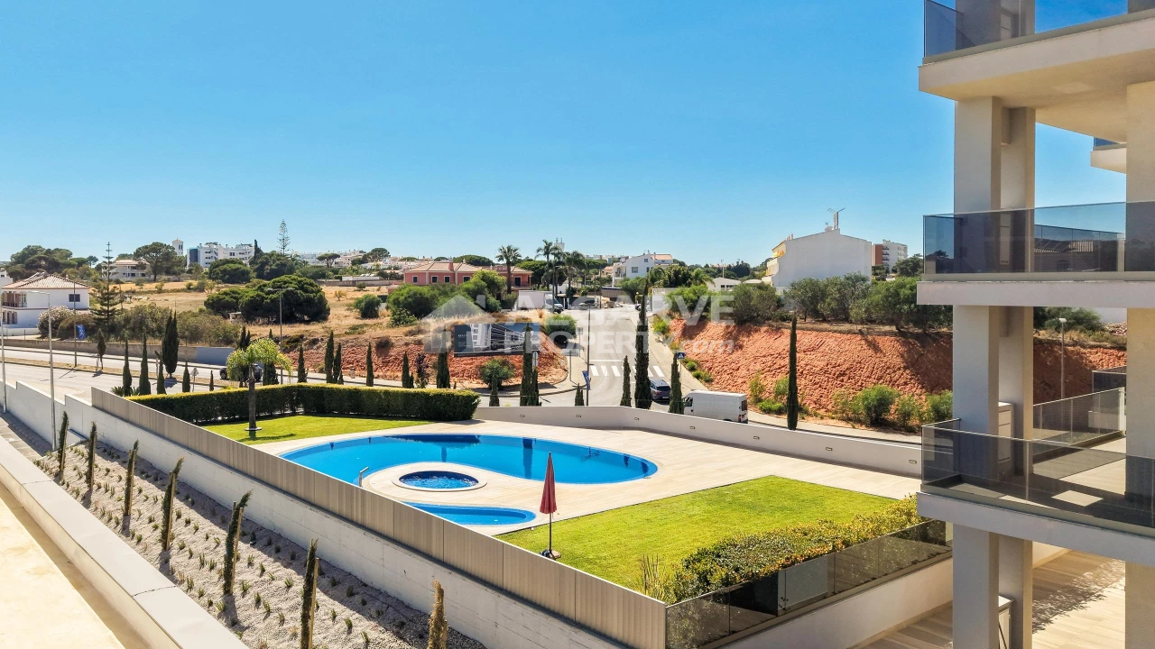 Apartamento T2 para Venda em Quarteira Foto 1