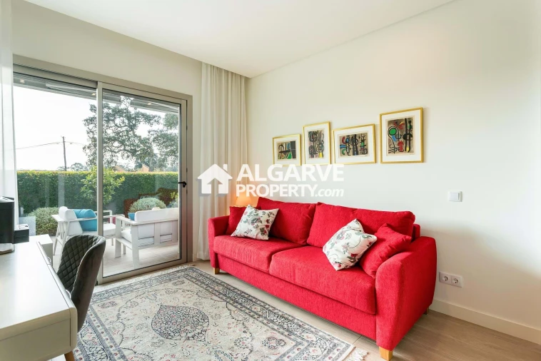 Apartamento T2 para Venda em Quarteira Foto 22