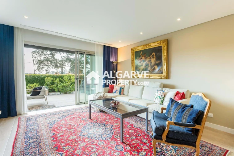 Apartamento T2 para Venda em Quarteira Foto 13