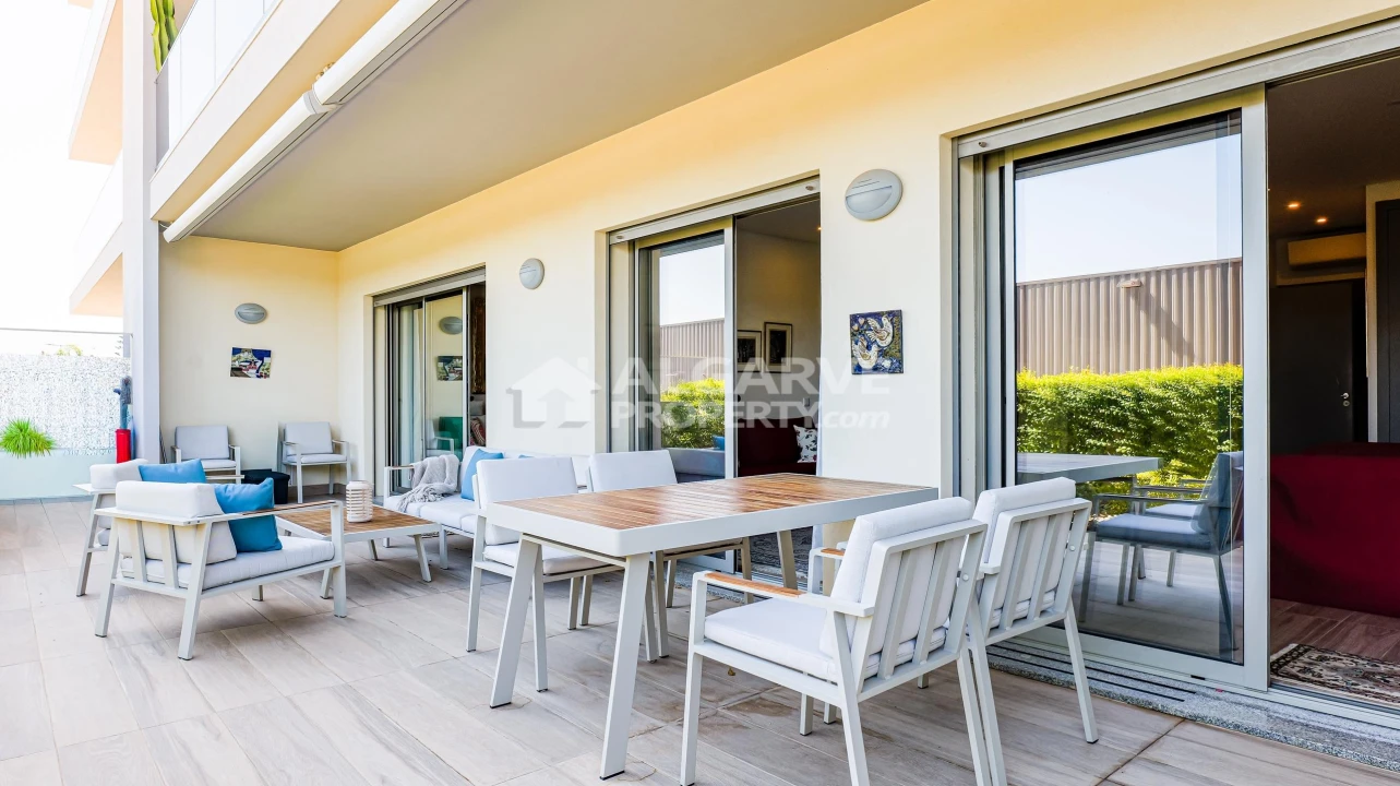Apartamento T2 para Venda em Quarteira Foto 10