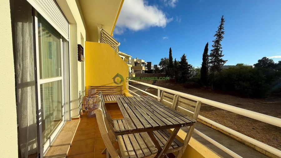 Moradia T2 para Venda em Quarteira