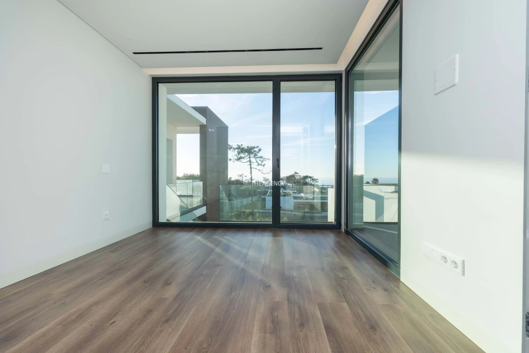 Moradia T5 para Venda em Colares Foto 28