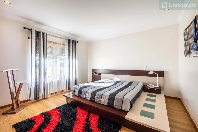 Moradia T5 para Venda em Marinha Grande Foto 20