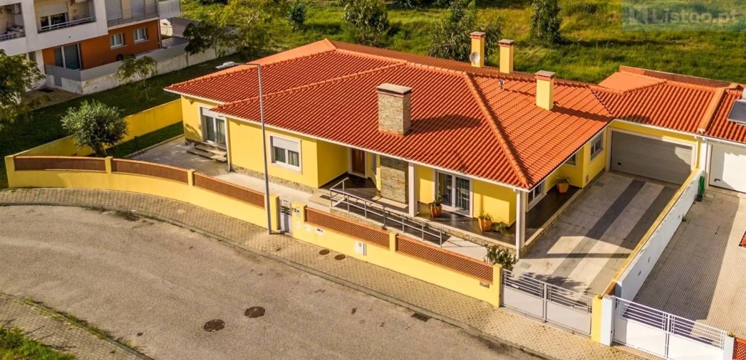 Moradia T5 para Venda em Marinha Grande Foto 29