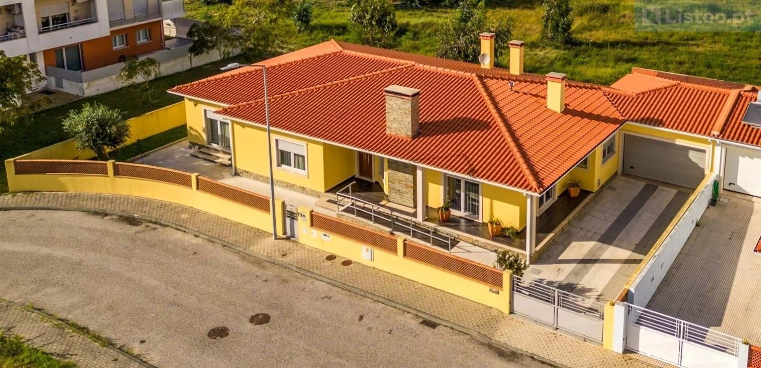 Moradia T5 para Venda em Marinha Grande Foto 29