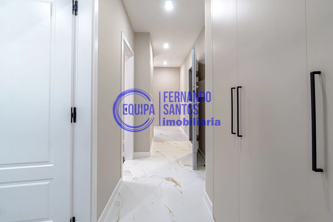 Apartamento T2 para Venda em Armação de Pera Foto 13
