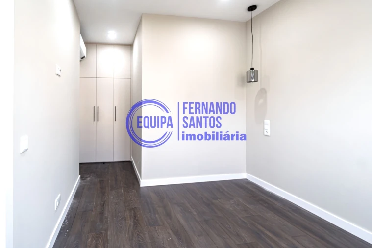 Apartamento T2 para Venda em Armação de Pera Foto 9