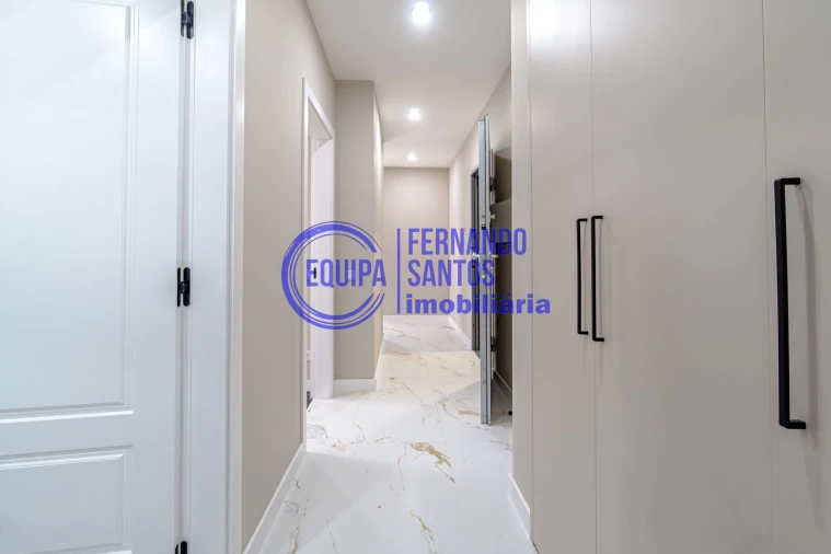 Apartamento T2 para Venda em Armação de Pera Foto 13