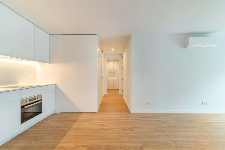 Apartamento T2 para Venda em Campanhã Foto 8