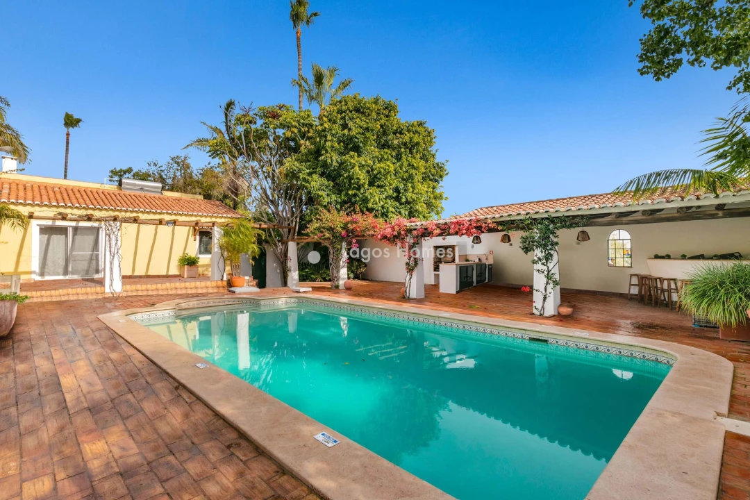 Moradia T7 para Venda em Mexilhoeira Grande Foto 3