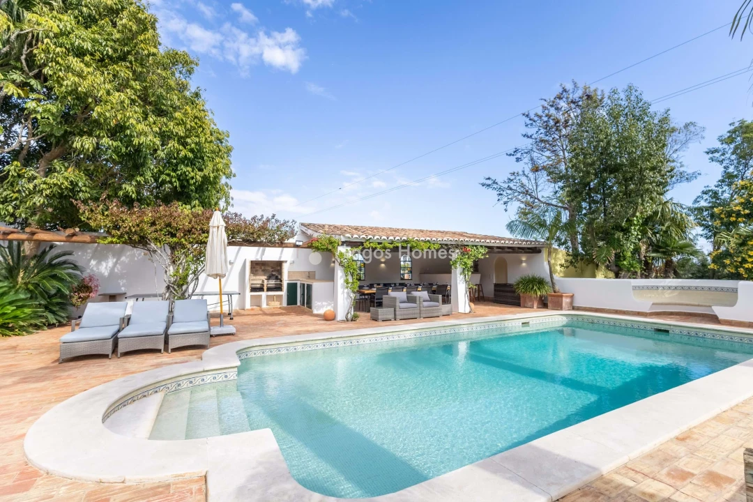 Moradia T7 para Venda em Mexilhoeira Grande Foto 31