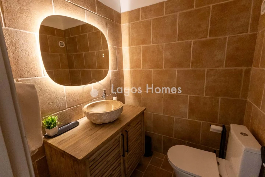 Moradia T7 para Venda em Mexilhoeira Grande Foto 18