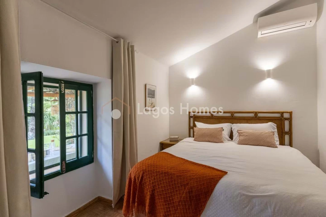 Moradia T7 para Venda em Mexilhoeira Grande Foto 26