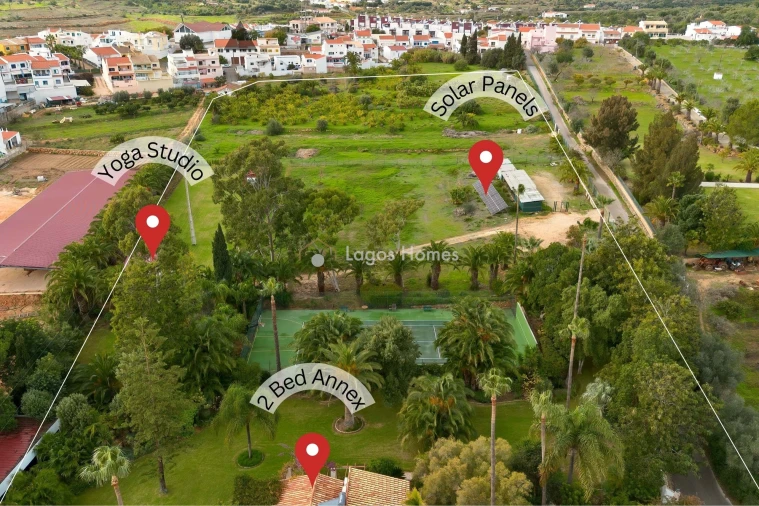 Moradia T7 para Venda em Mexilhoeira Grande Foto 44