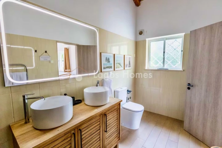 Moradia T7 para Venda em Mexilhoeira Grande Foto 12