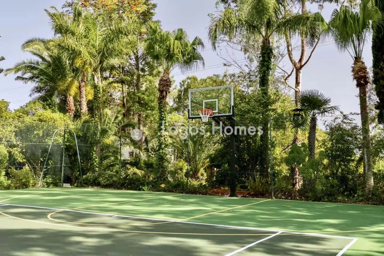 Moradia T7 para Venda em Mexilhoeira Grande Foto 42