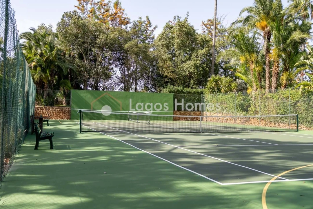 Moradia T7 para Venda em Mexilhoeira Grande Foto 41