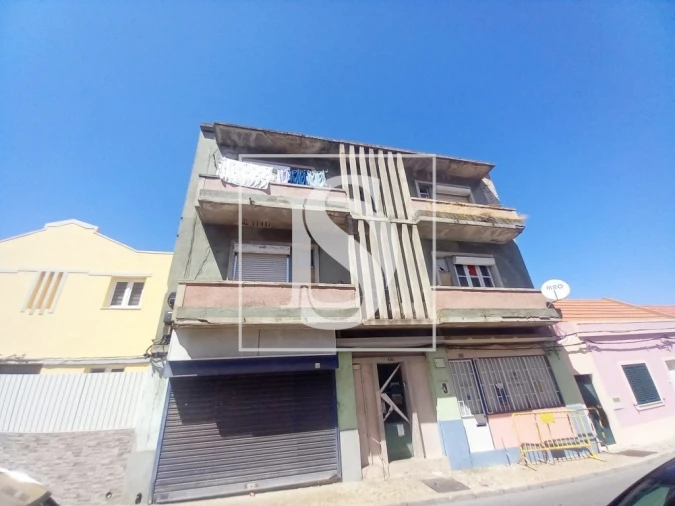 Apartamento T1 para Venda em Baixa da Banheira e Vale da Amoreira
