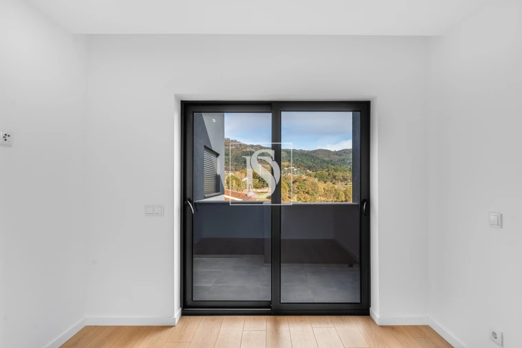 Apartamento T3 para Venda em Vieira do Minho Foto 19
