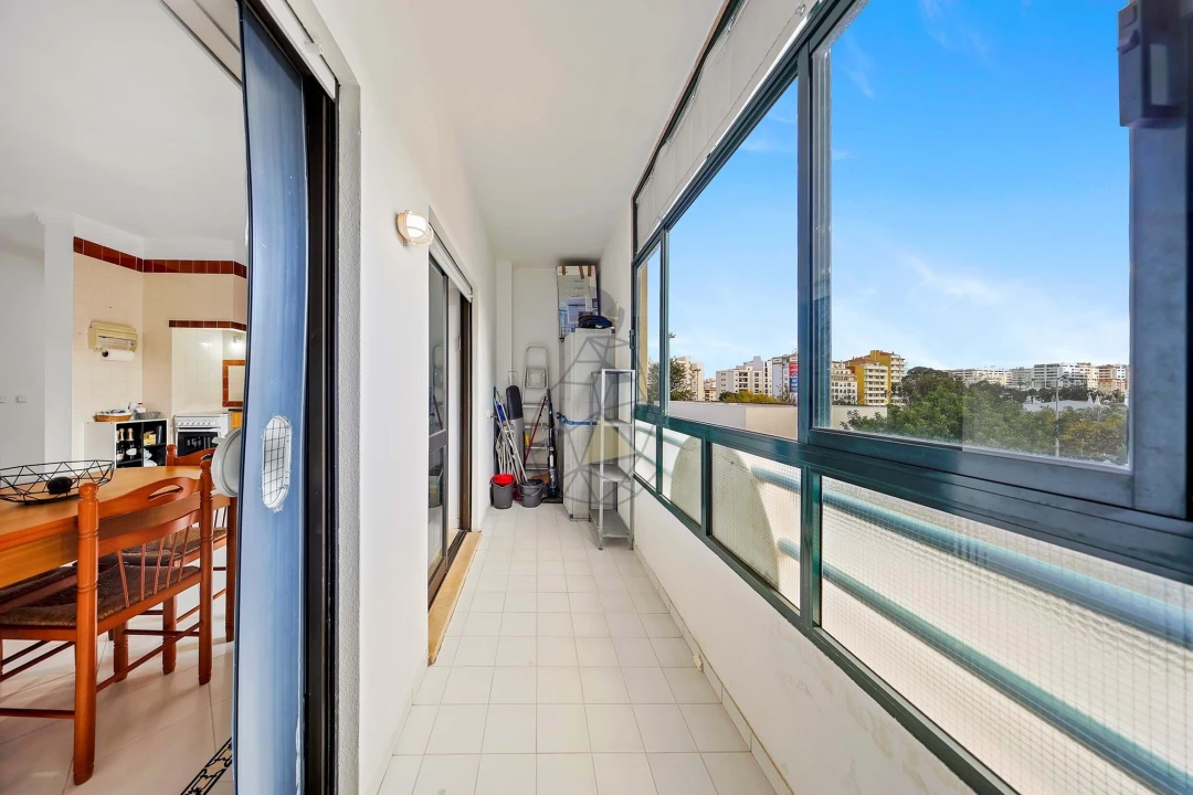 Apartamento T1 para Venda em Portimão Foto 16