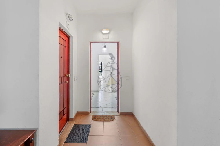 Apartamento T1 para Venda em Portimão Foto 4