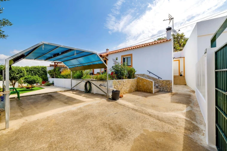 Moradia T2 para Venda em Portimão Foto 1