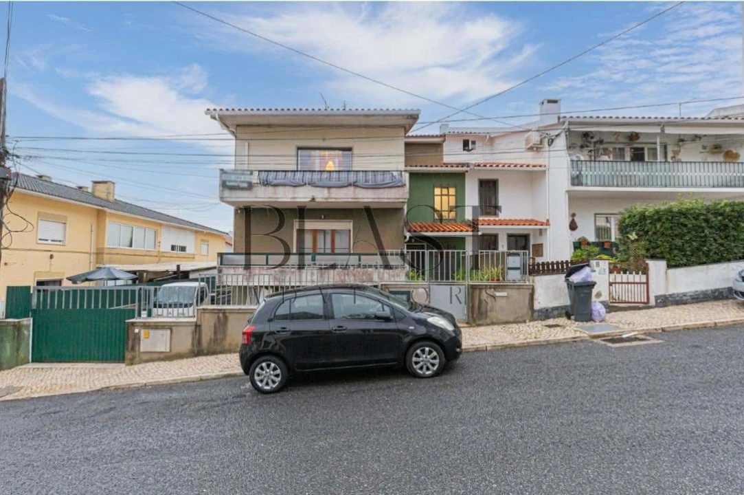 Apartamento T3 para Venda em Porto Salvo Foto 23