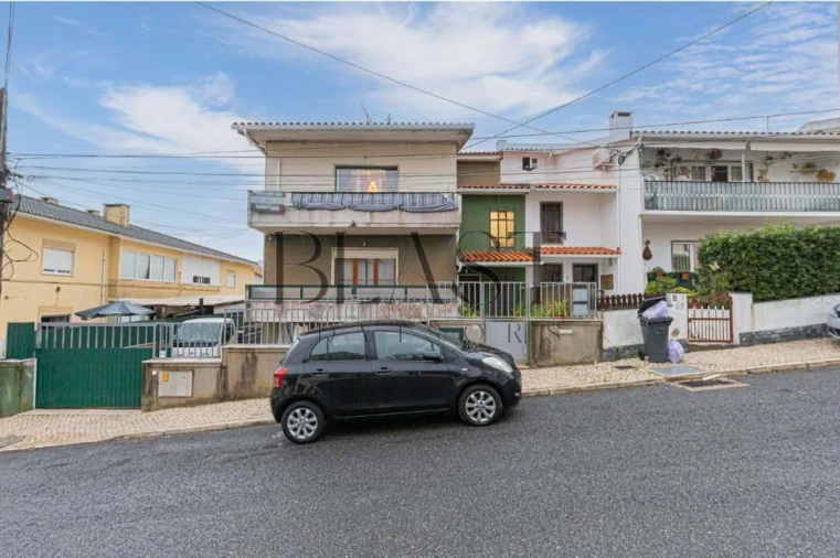 Apartamento T3 para Venda em Porto Salvo Foto 23