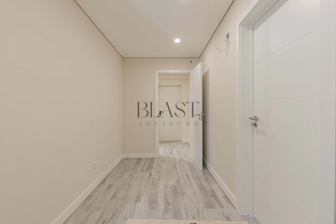 Moradia T5 para Venda em Charneca de Caparica e Sobreda Foto 10